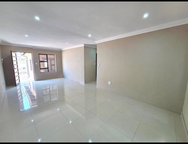 2 BEDROOM PROPERTY TO RENT IN ERASMIA